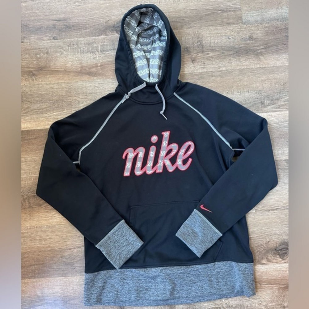 Nike Jacket Women‎ Medium Black Gray Therma Fit Long Sleeve Hoodie Pullover